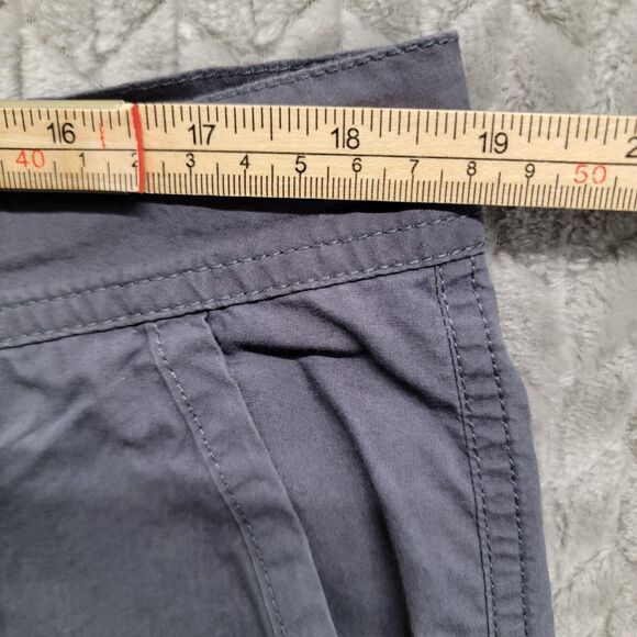 Columbia Sportswear Washed Out Shorts Men's Size 36 Blue Flat Front Chino - Picture 4 of 8